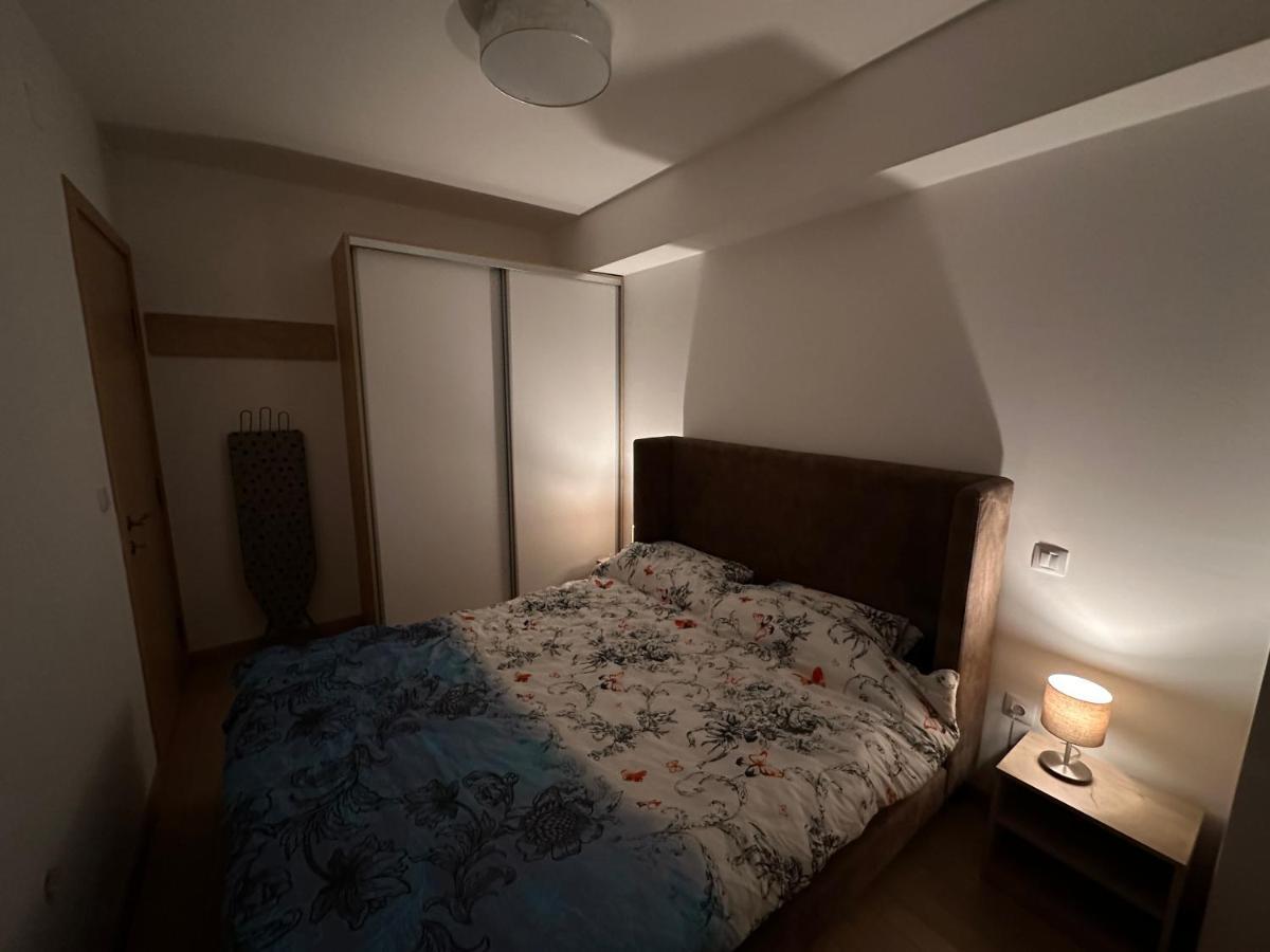 Dow Apartments - Luxury 13Th Floor, Parking Szkopje Kültér fotó